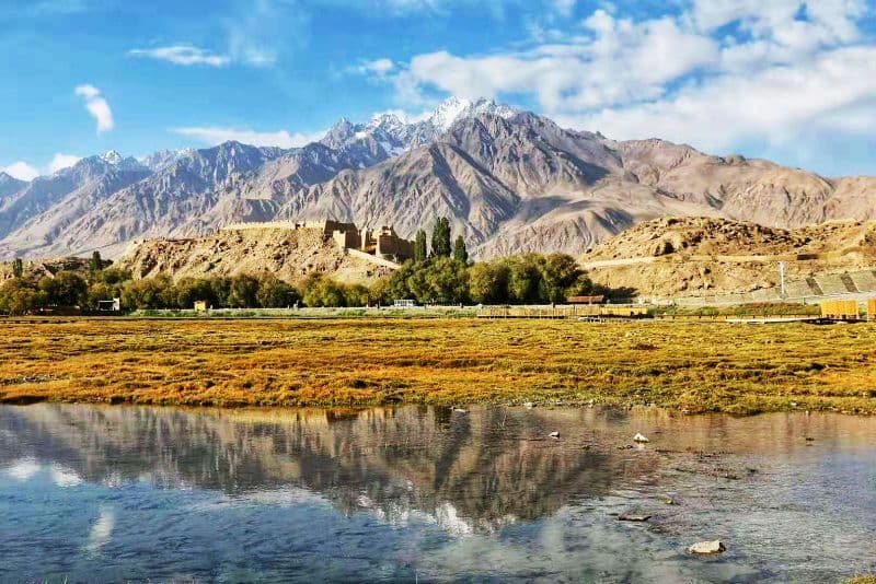 Karakul Lake