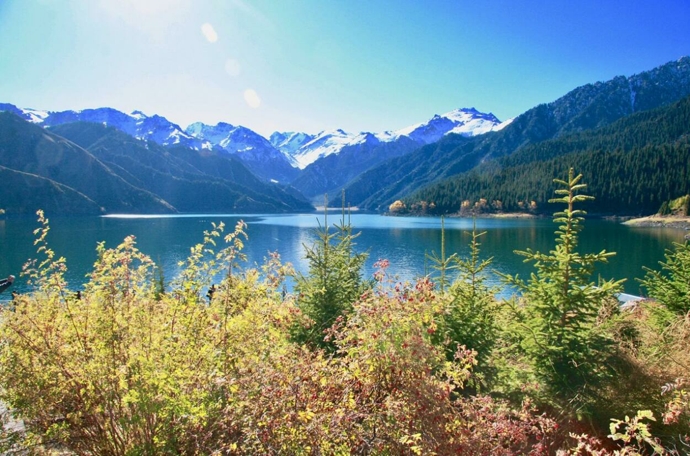 heavenly-lake.jpg heavenly-lake.jpg