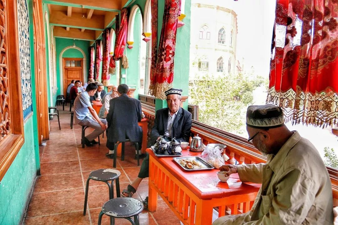tea-house-in-kashgar-5.jpg tea-house-in-kashgar-5.jpg