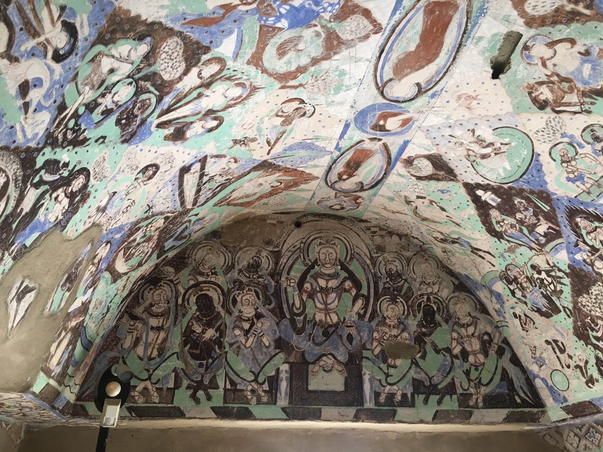 kizil-thousand-buddha-caves-2.jpg kizil-thousand-buddha-caves-2.jpg