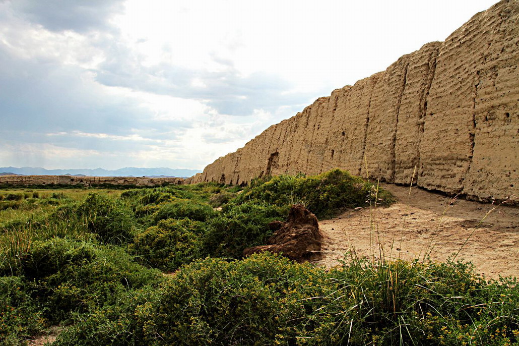 Site-of-the-Kings-Mansion-in-Hoboksar-2