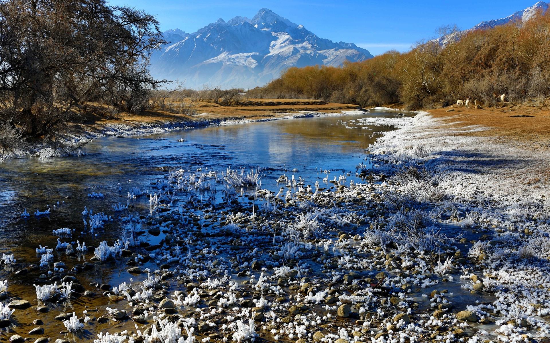 Wonderful-Pamir-Sights-4