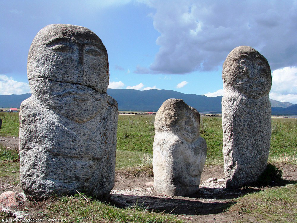 Stone-Statues-in-Altay-3