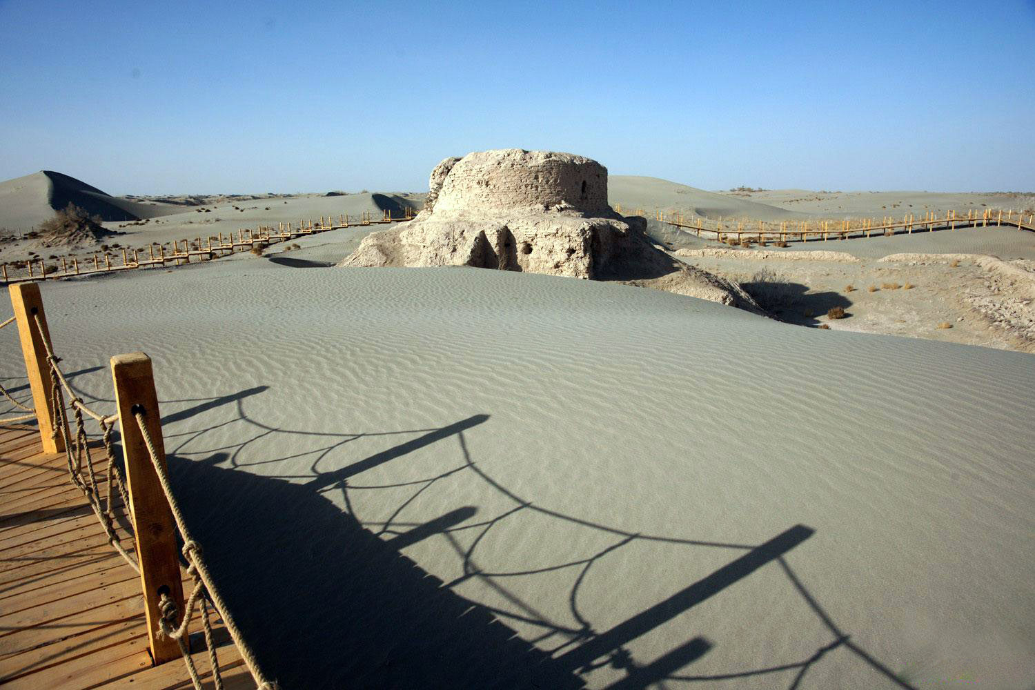 Rawak-Buddhist-Temple-1