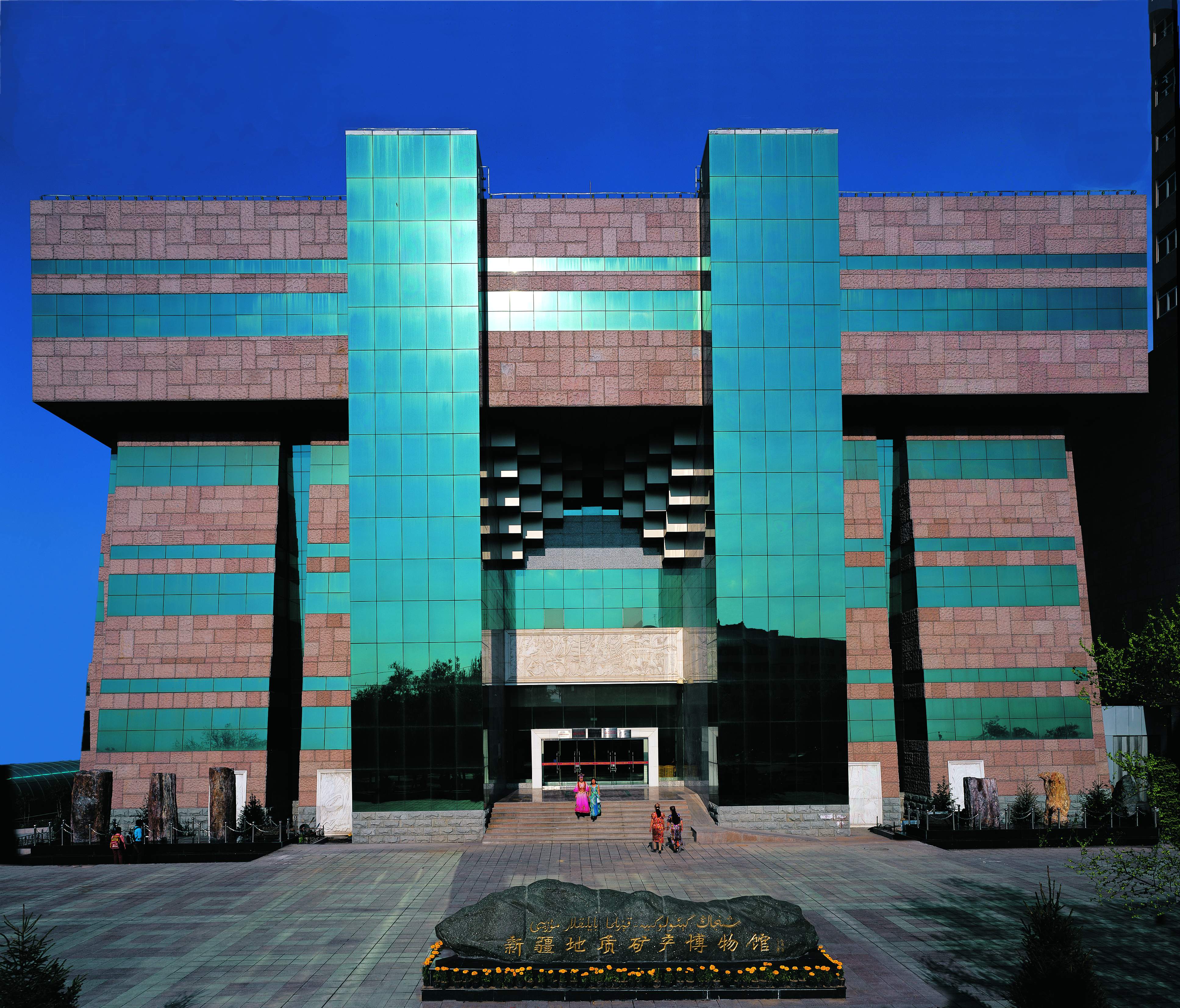 Xinjiang-Geological-and-Minerals-Exhibition-Hall-2