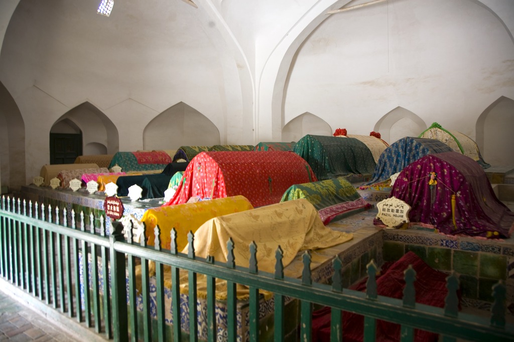 Mahmud-Kashgari-Mazar-3