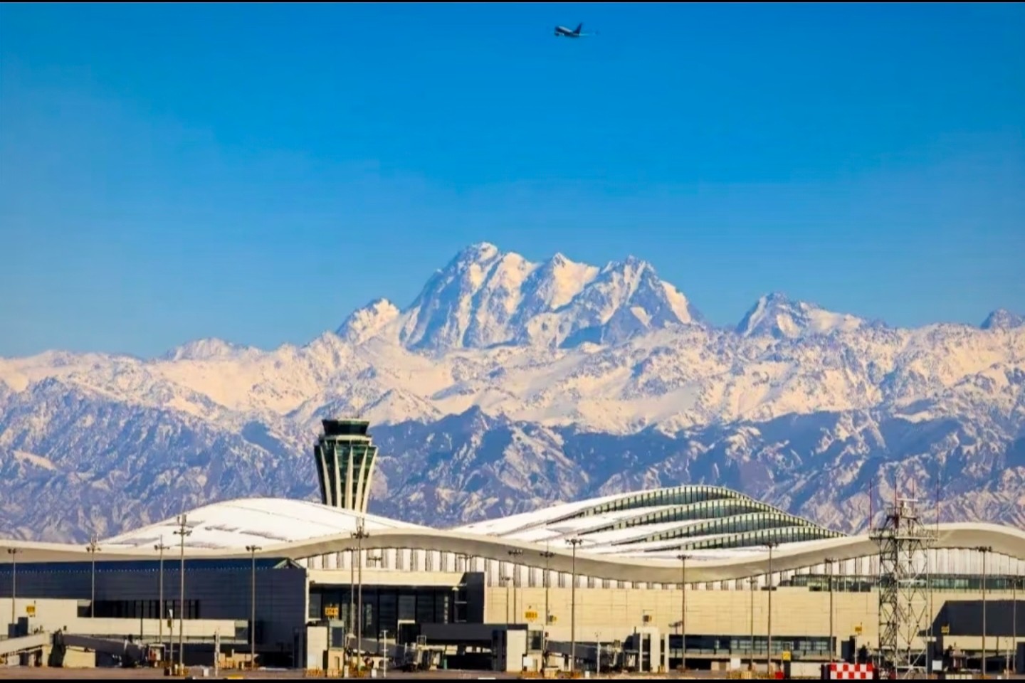 Tianshan Airport .jpg Tianshan Airport .jpg