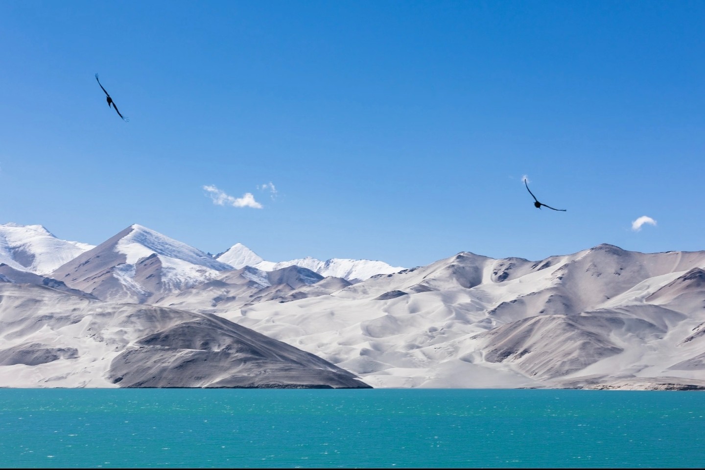 Baisha-Lake-01.jpg Baisha-Lake-01.jpg