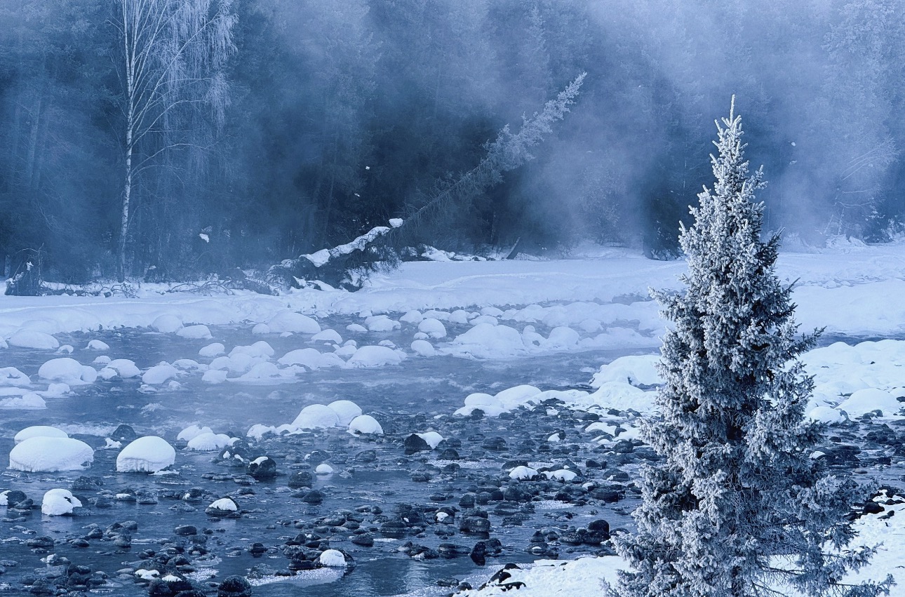 kanas-lake.jpg kanas-lake.jpg