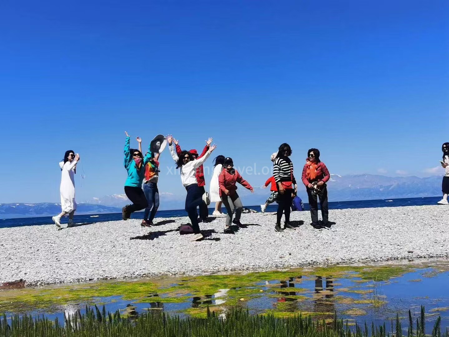 travelers-in-sayram-lake.jpg travelers-in-sayram-lake.jpg