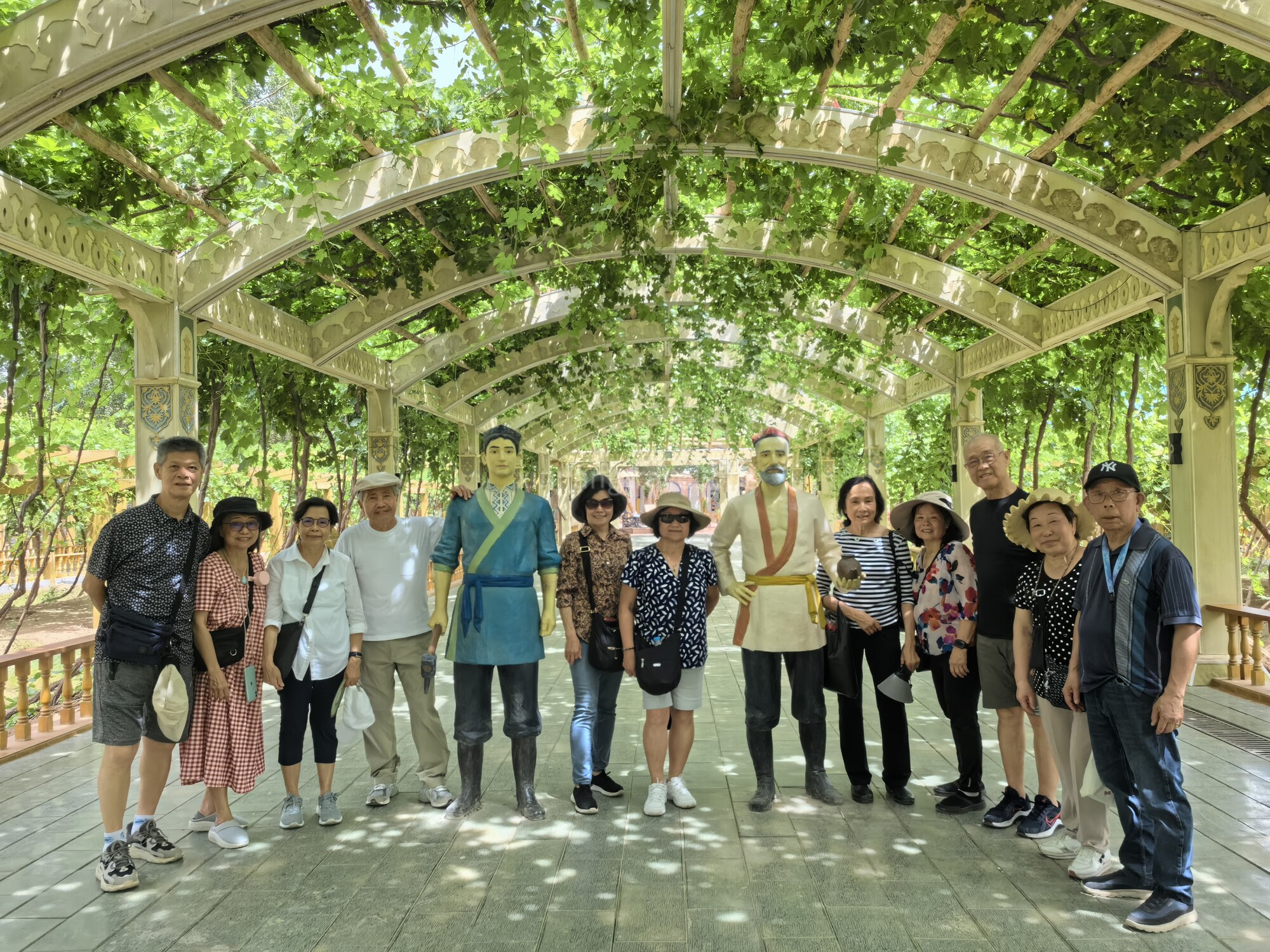 grape-valley.jpg grape-valley.jpg