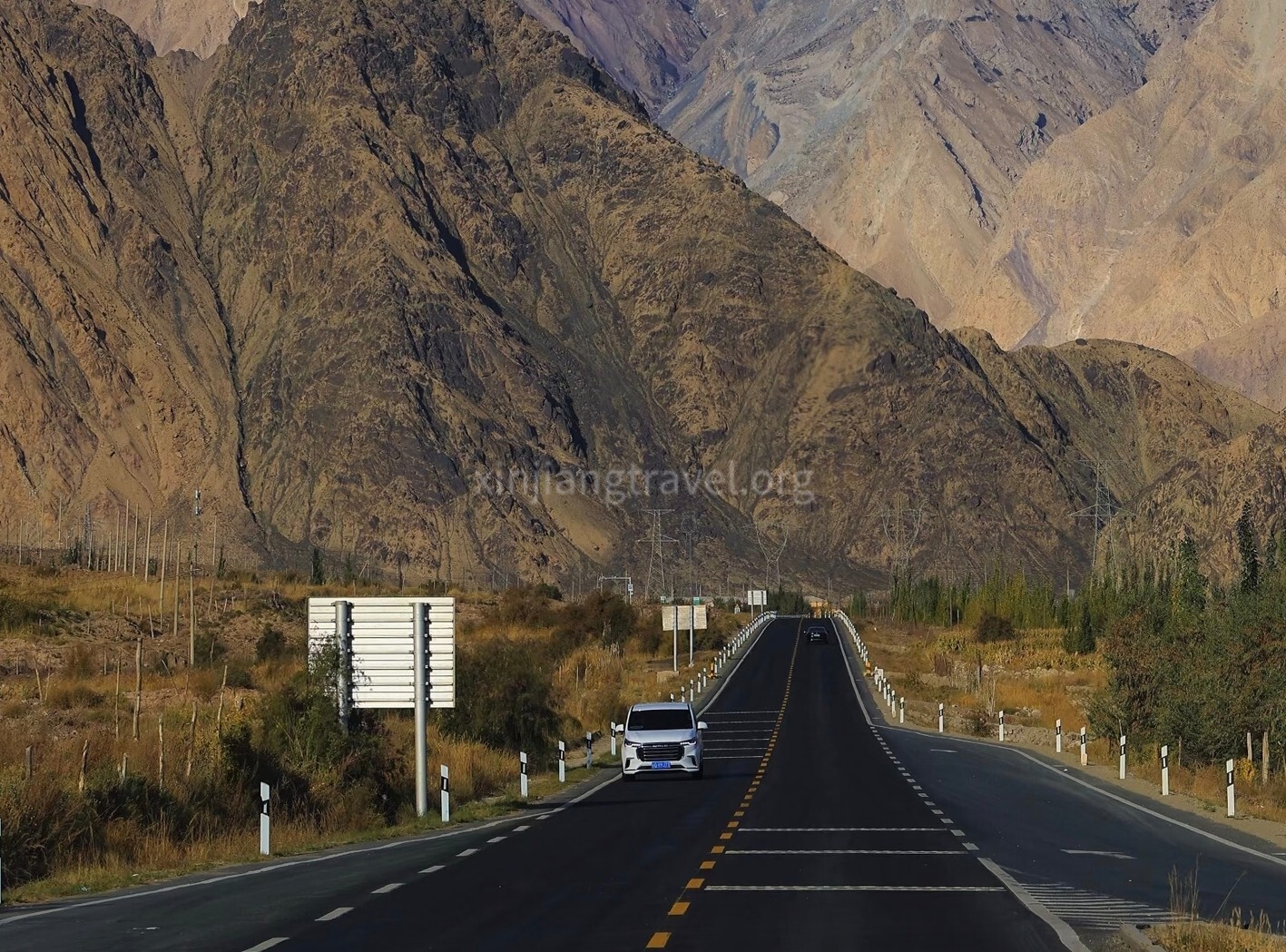 9 Days Southern Xinjiang Tour.jpg