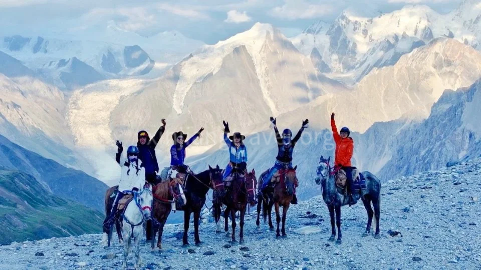 xinjiang-horseback-travel-3